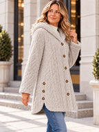 MATILDE | Chaqueta Cálida con Capucha y Botones