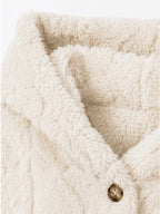 MATILDE | Chaqueta Cálida con Capucha y Botones