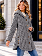 MATILDE | Chaqueta Cálida con Capucha y Botones