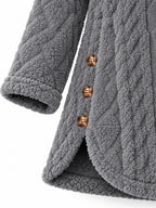MATILDE | Chaqueta Cálida con Capucha y Botones