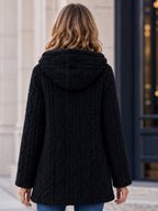 MATILDE | Chaqueta Cálida con Capucha y Botones