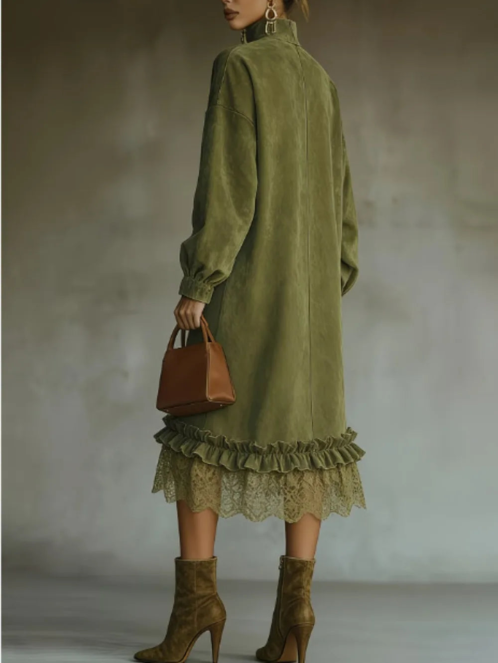 CELIA | Vestido Midi Vintage en Ante con Detalle de Encaje