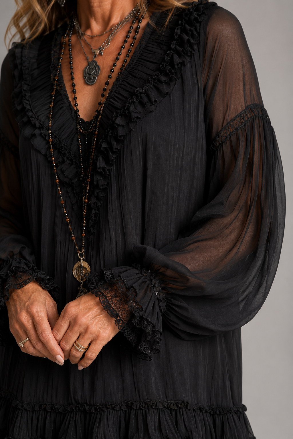 ALMA | Vestido Corto con Volantes